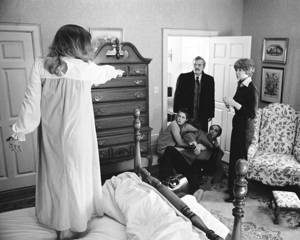 The Exorcist (1973) Ellen Burstyn, Linda Blair 10x8 Photo